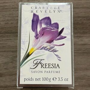Crabtree & Evelyn Freesia Soap Bar 3.5oz English Floral Collection Perfumed Bath